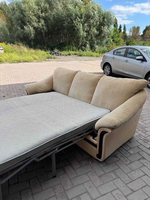 Спальный раскладной диван