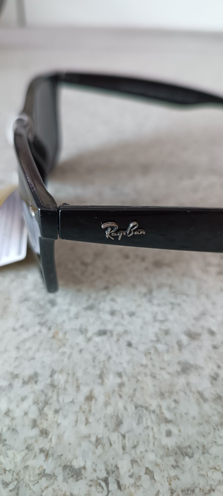 Okulary Ray Ban ponadczasowy model