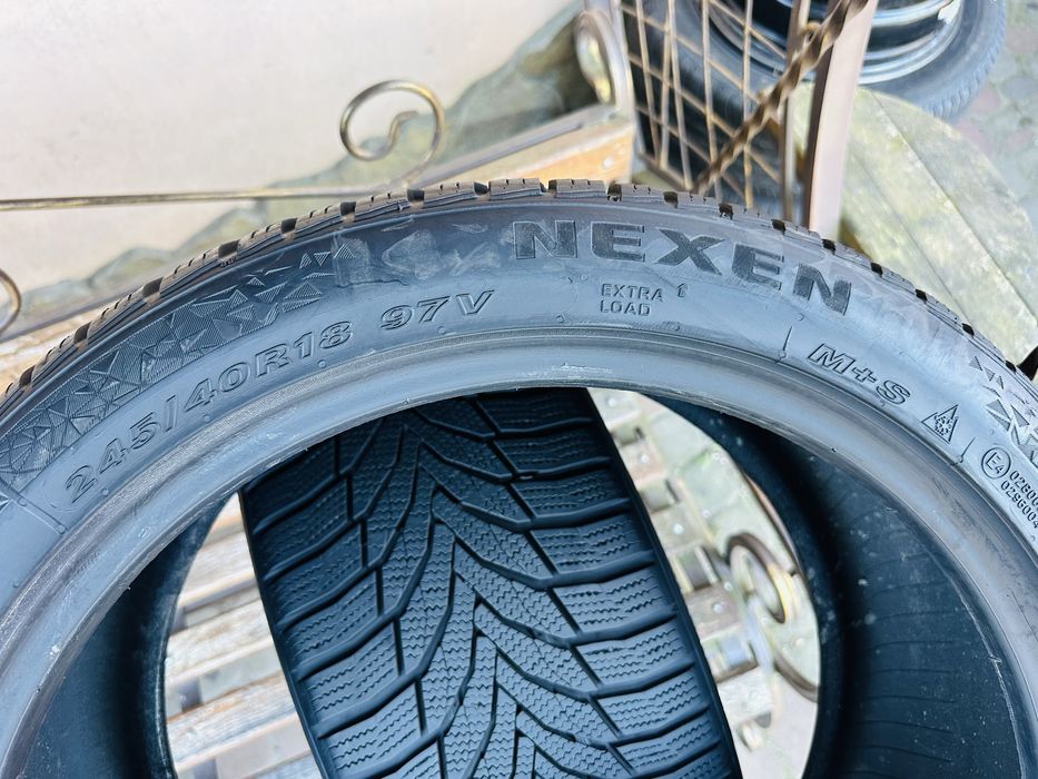 Шини зимові пара 245/40 R18 (97V) Nexen Winguard Sport 2