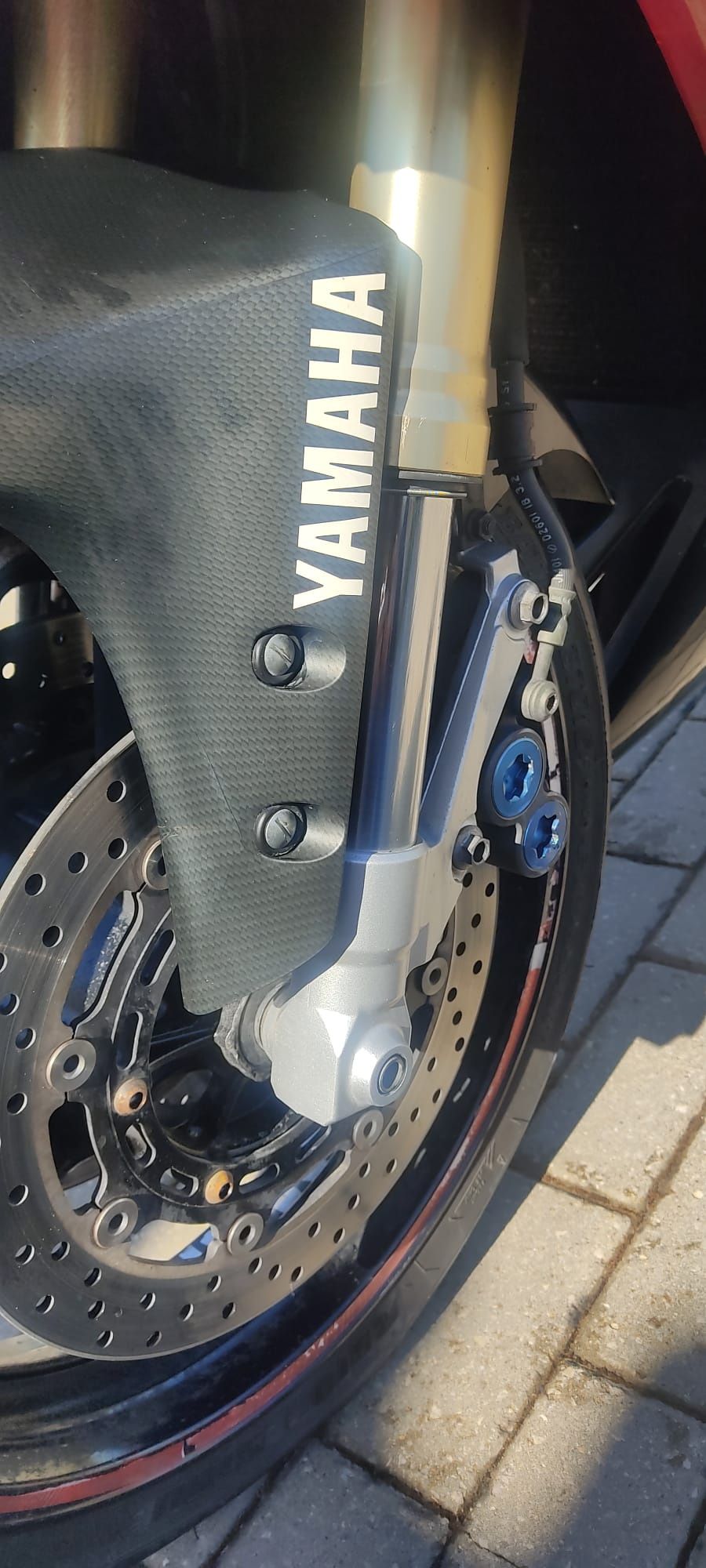 Yamaha  YZF R1 2002