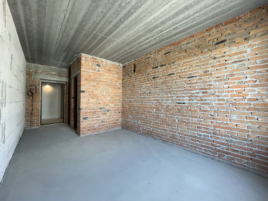 Продаж квартири біля Бучанського Парку, 14200$