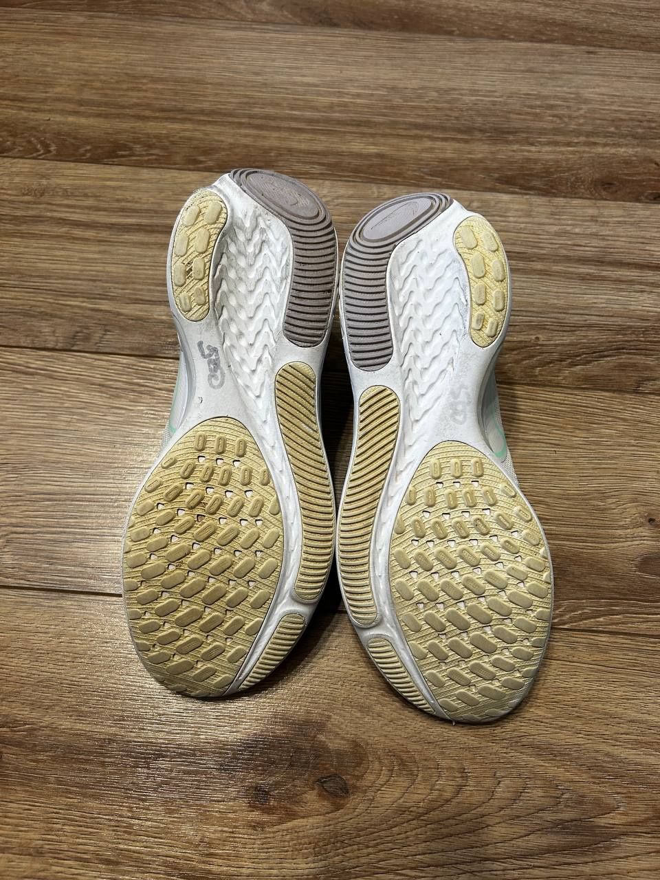Кросівки Nike React Miler 2