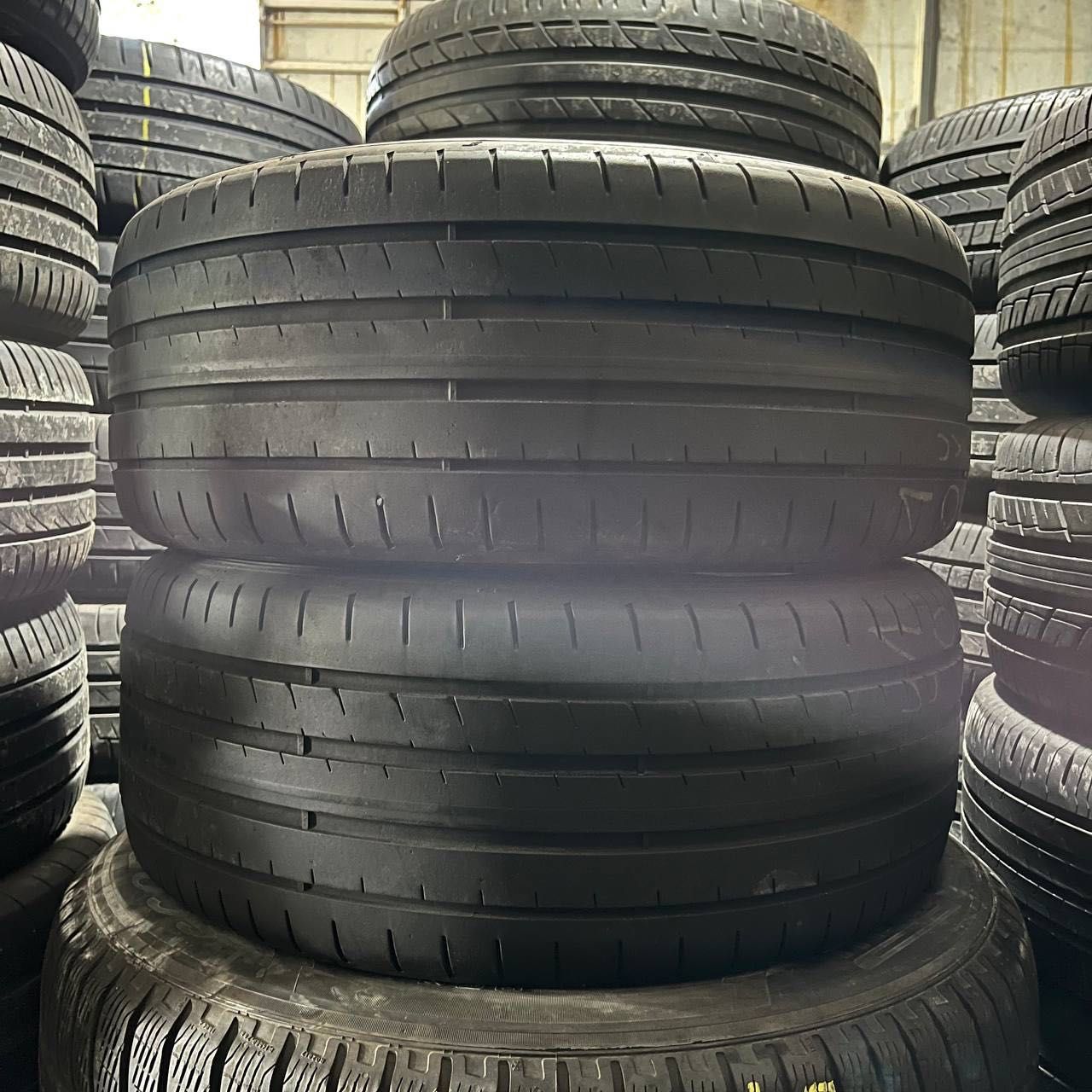Пара 225/45/17 Goodyear 22 рік