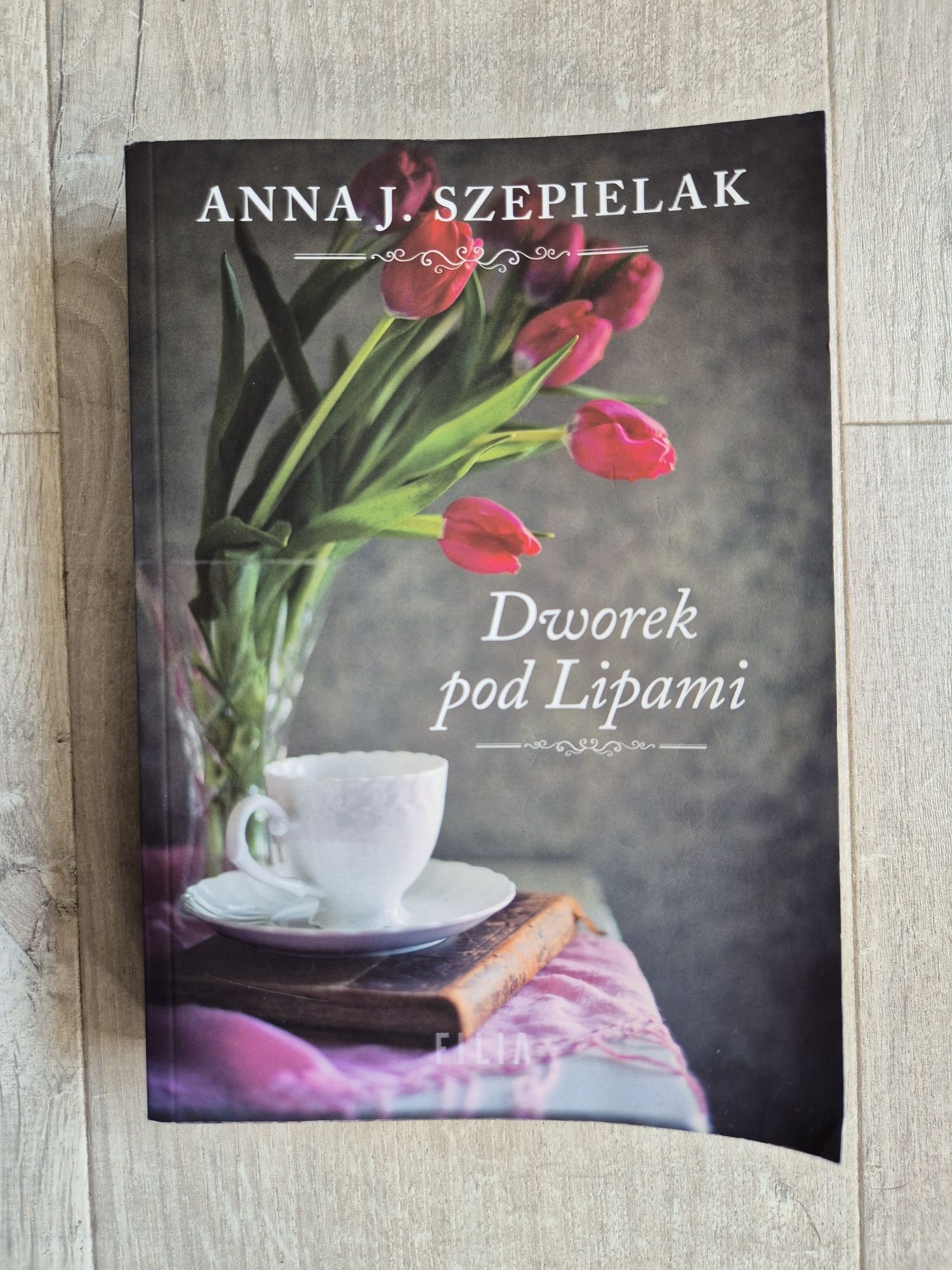 Dworek pod Lipami Anna J.Szepielak