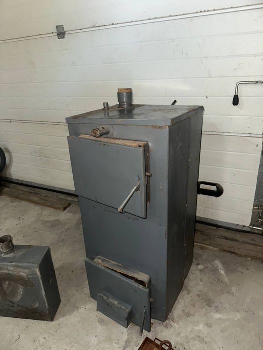 Продам твердопалий котел