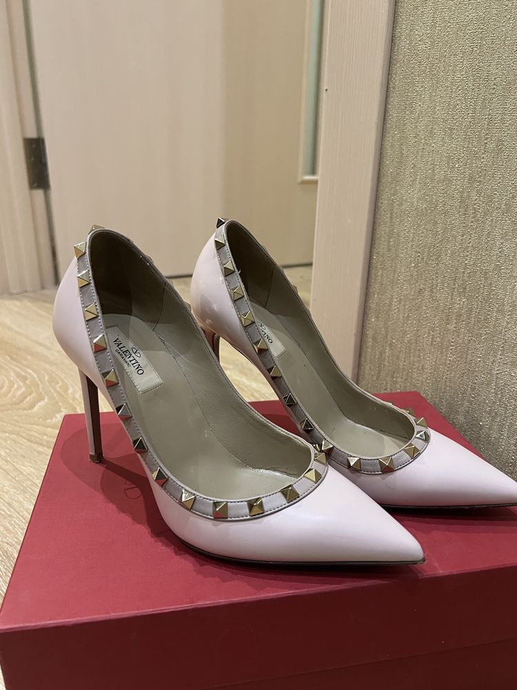 Valentino туфли 38 размер