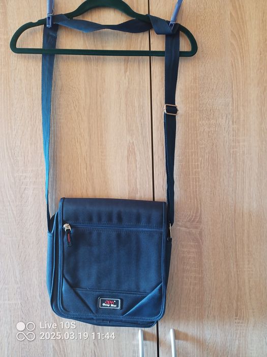 Męska  - uniwersalna saszetka