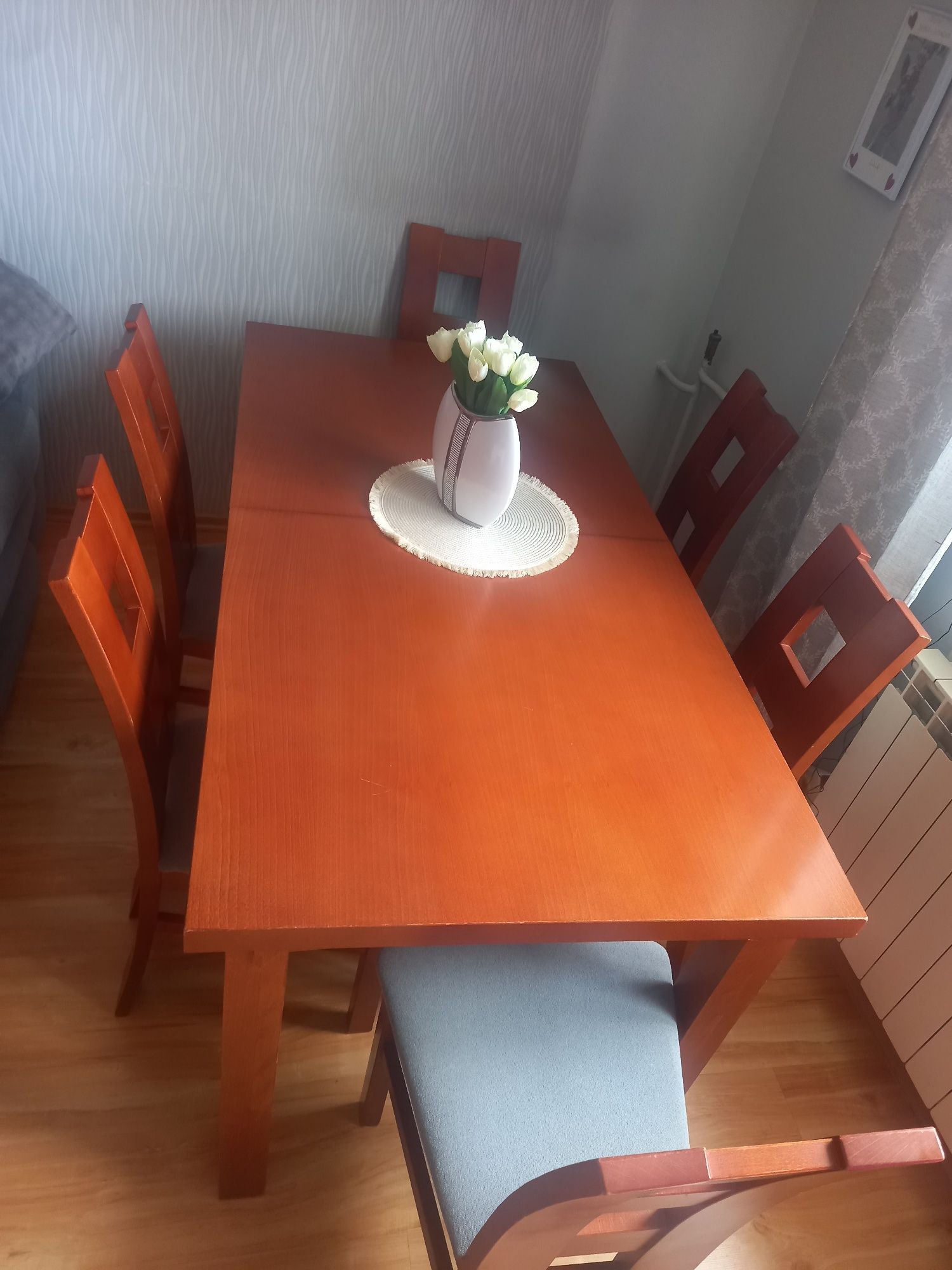 Sprzedam stół z krzesłami 160x80