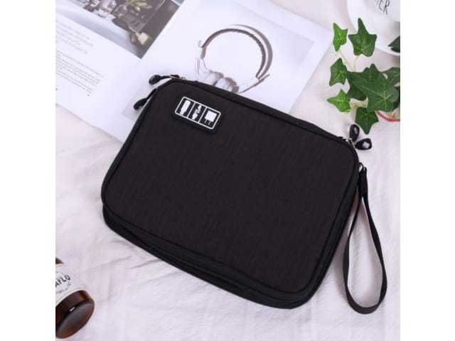 Organizer podróżny na kable i ładowarki – torba etui czarna prezent