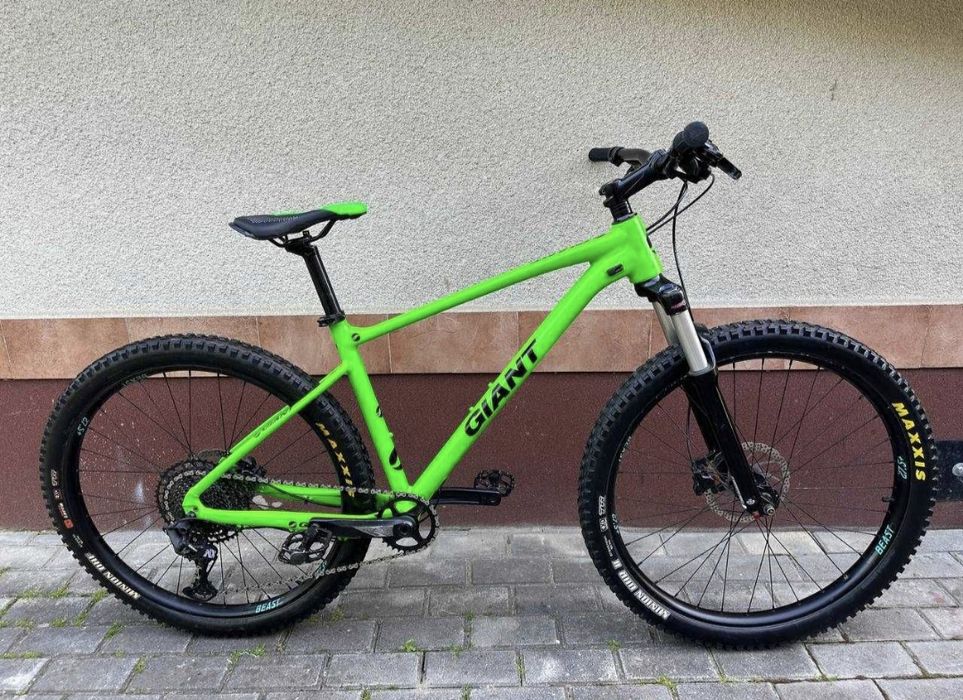 Продам giant fathom