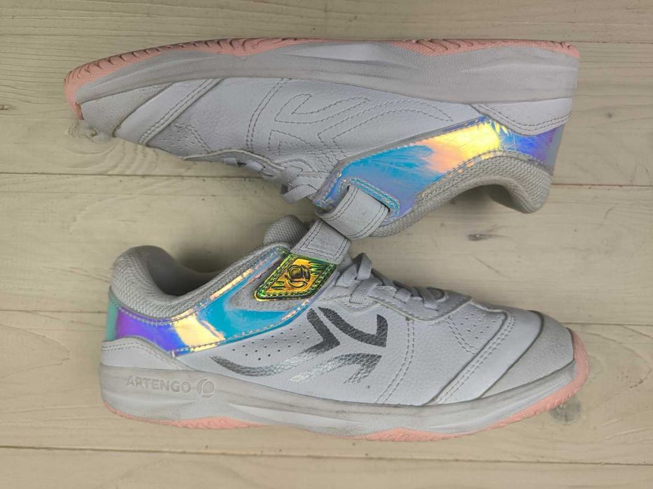 Кросівки на дівчинку Artengo Франція, розмір 37 (24 см) стан СУПЕР