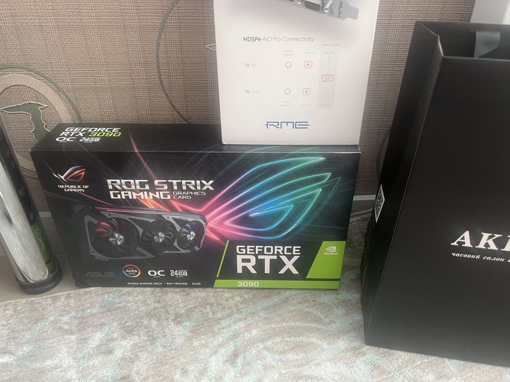 Продам видеокарту идеал Asus ROG-Strix-RTX3090-O24G-Gaming