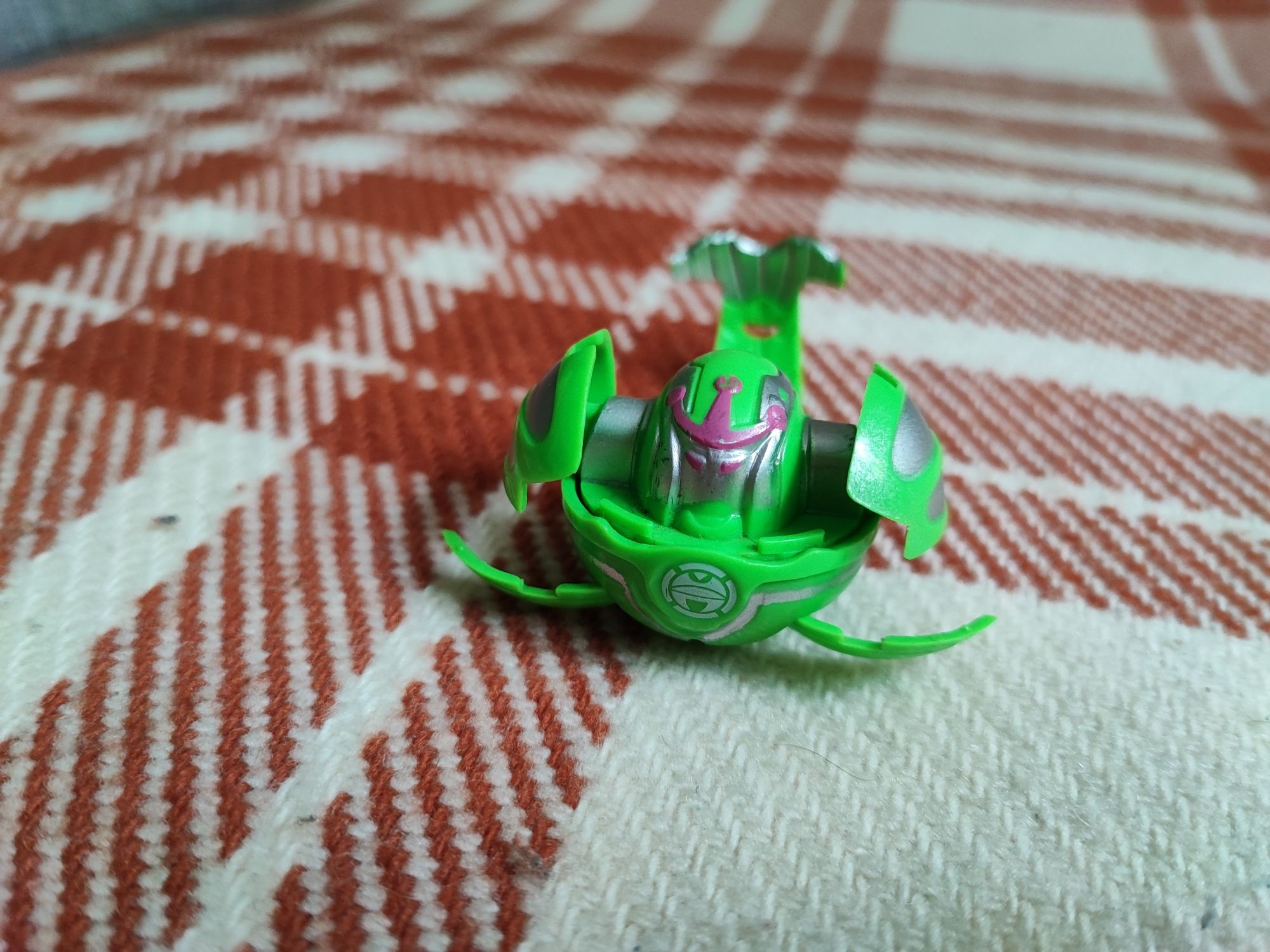 Figurka Bakugan Sirenoid