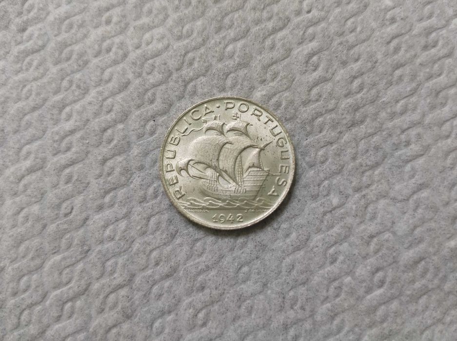 Moeda de 5$ 1942 - Prata Soberba