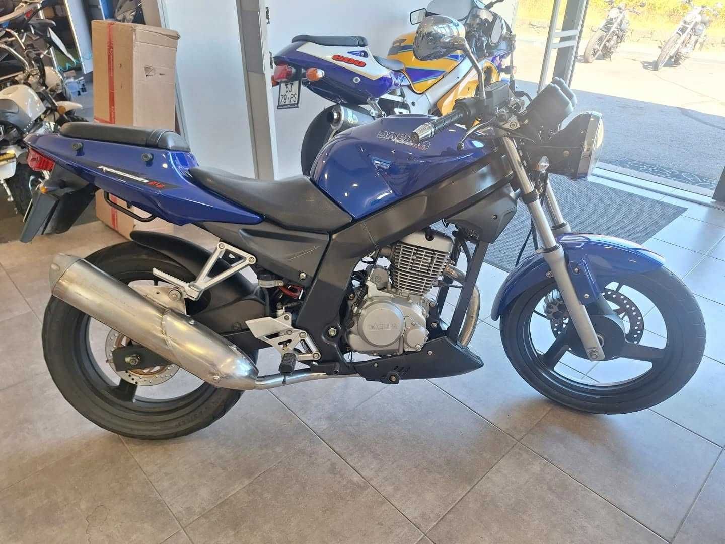Daelim 125cc Roadwin Fi