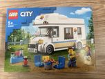 LEGO City 60283 Wakacyjny kamper