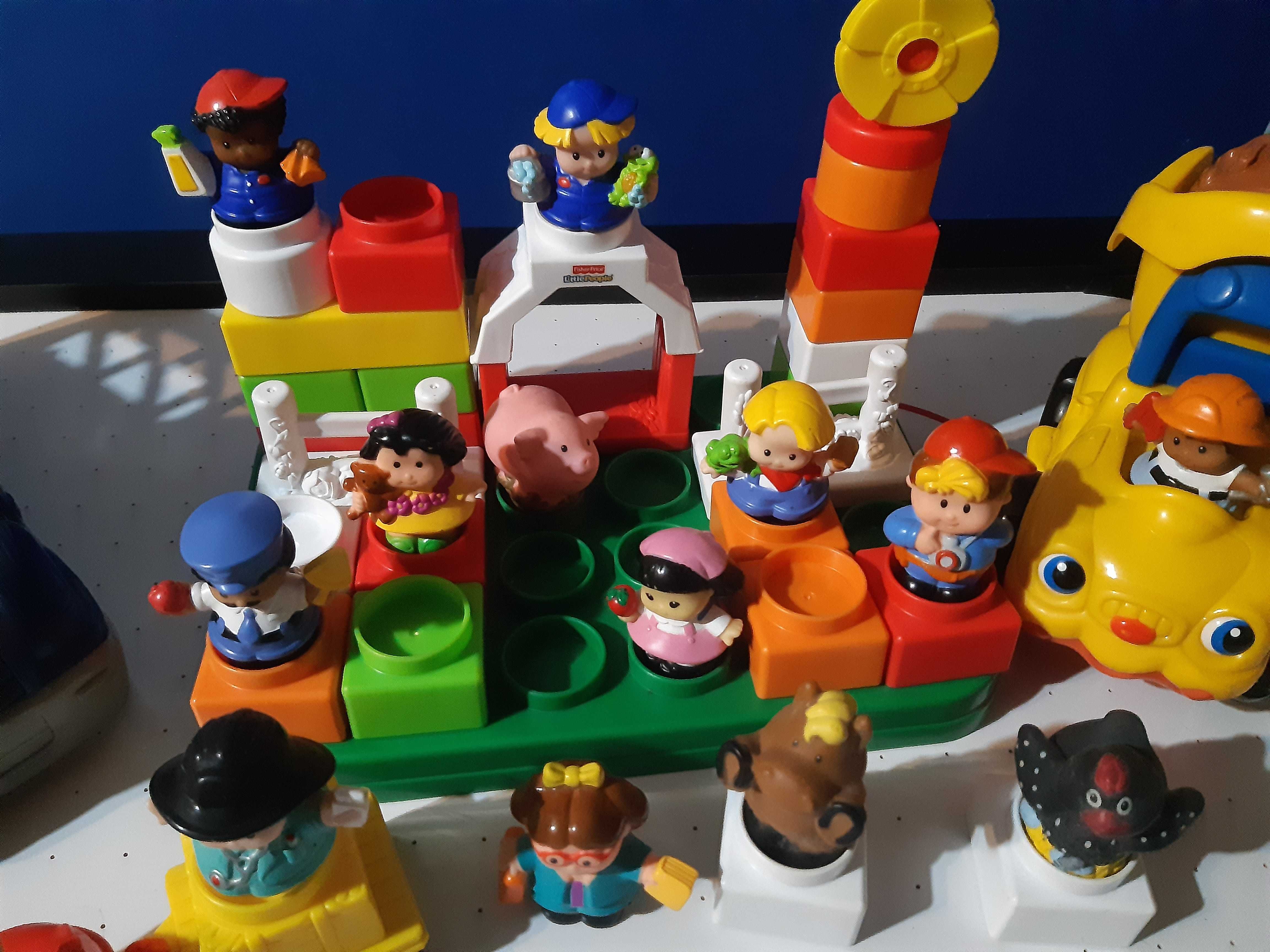 Conjunto de brinquedos Little People da Fisher Price como novos