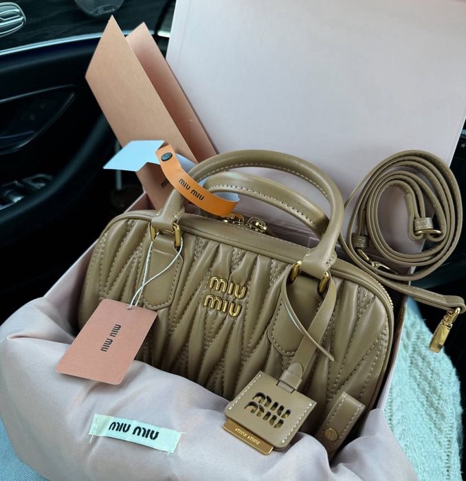 Torba Miu Miu kolor miodowa