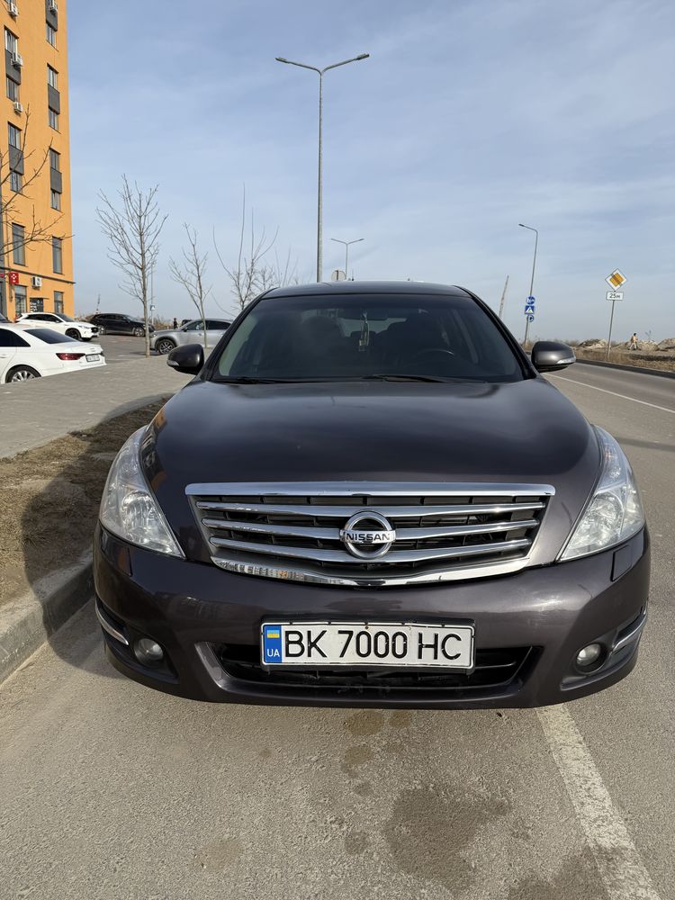 Продам домашню літучку. Nissan teana