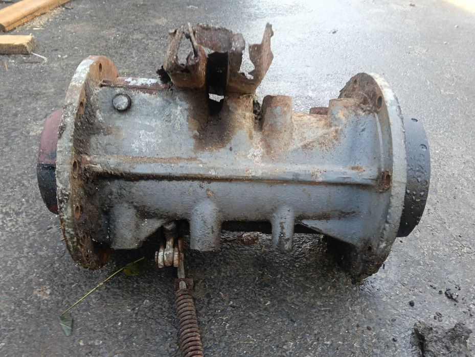 Pochwa Zwolnicy Prawa Ursus C330 C335 C330M C328 BDB stan WYSYŁKA