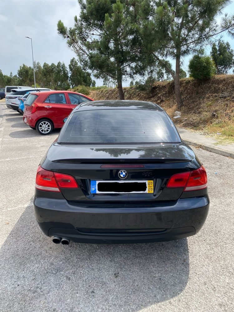 BMW 330D Cabrio 3.0 Diesel 240mil kms Pack M 2007 Nacional