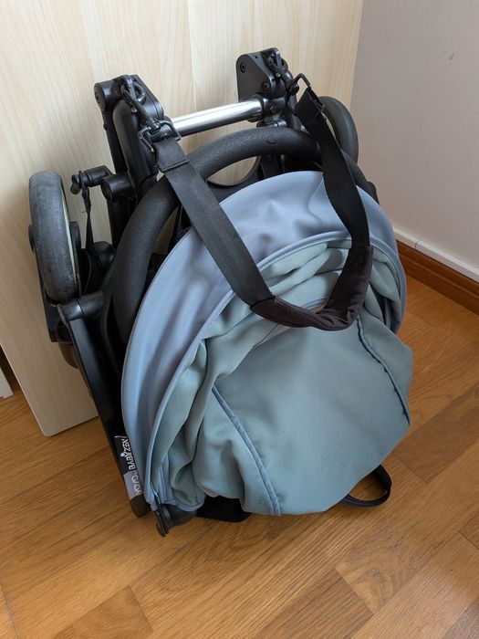 Carrinho Babyzen Yoyo2 c/ acessórios