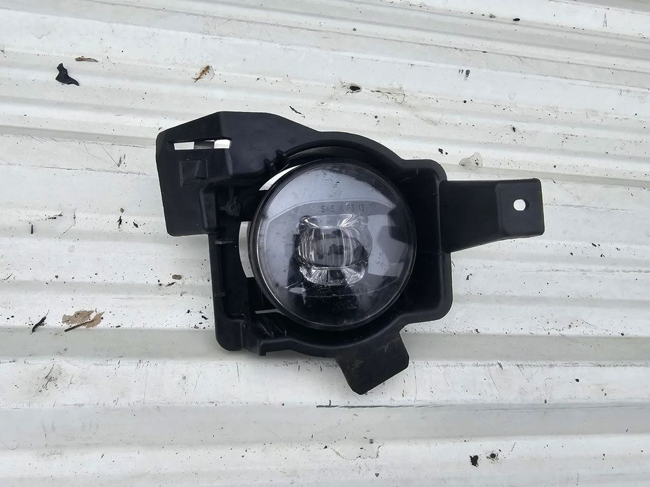 Citroen ds3 lift halogen mocowanie prawe ww ZDERZAK PRZOD
