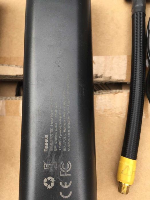 на запчасти - автокомпресор Baseus Super Mini Inflator Pump CRCQ000001