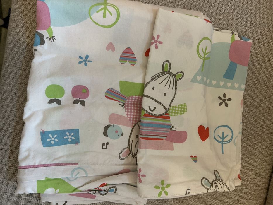 Kołdra i niska poduszka pościel do żlobka / przedszkola do domu