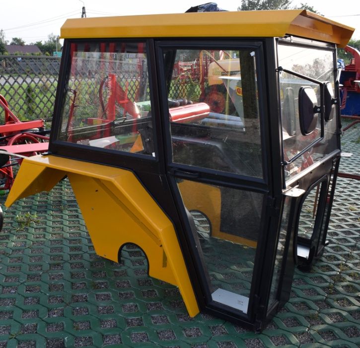 Kabina ciągnikowa kabiny do traktora URSUS C360 C330 Nowe Wysyłka