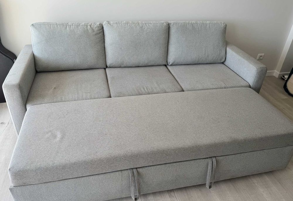 Vendo um sofá comprado na Hôma