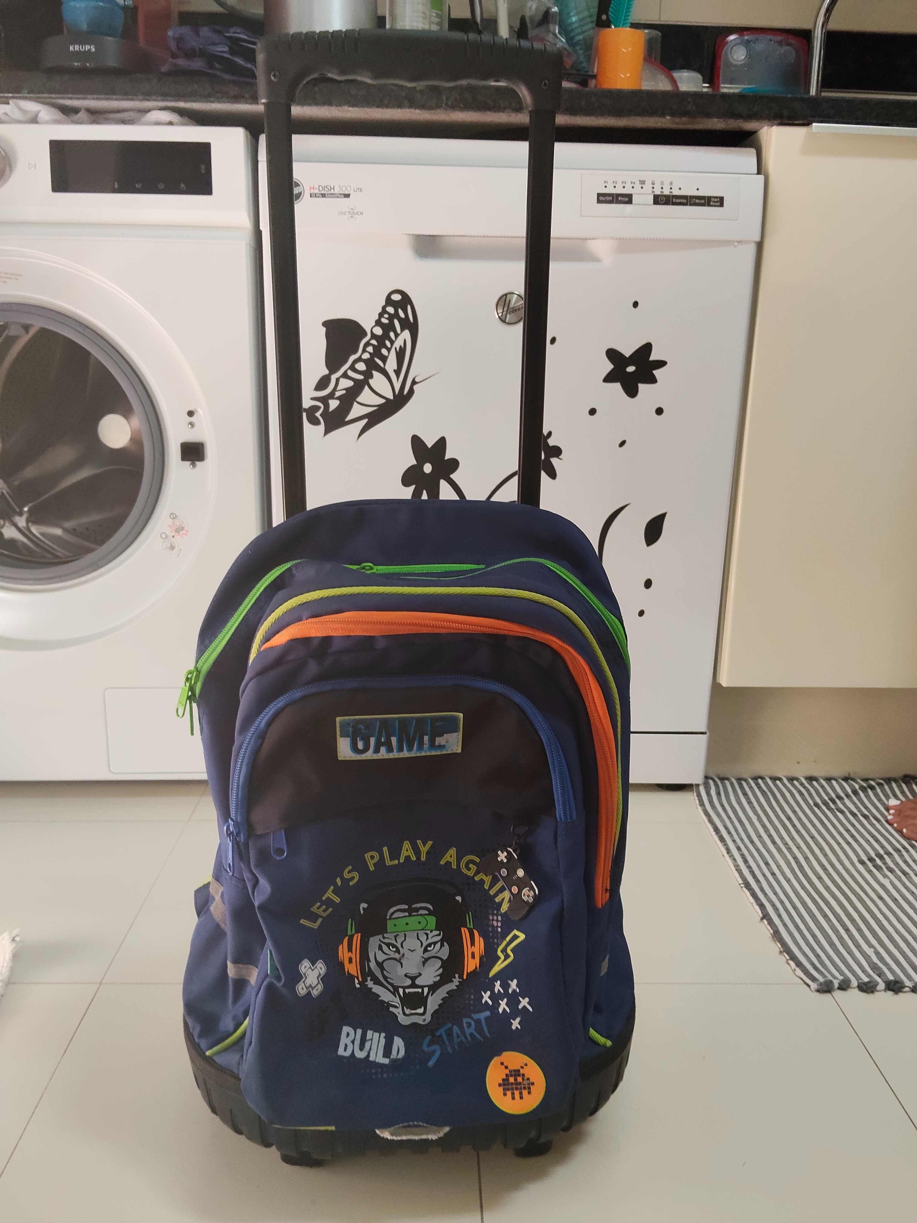 Mochila de criança com trolley