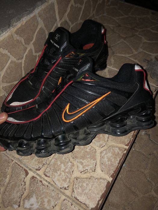 Teni nike shox numero 43