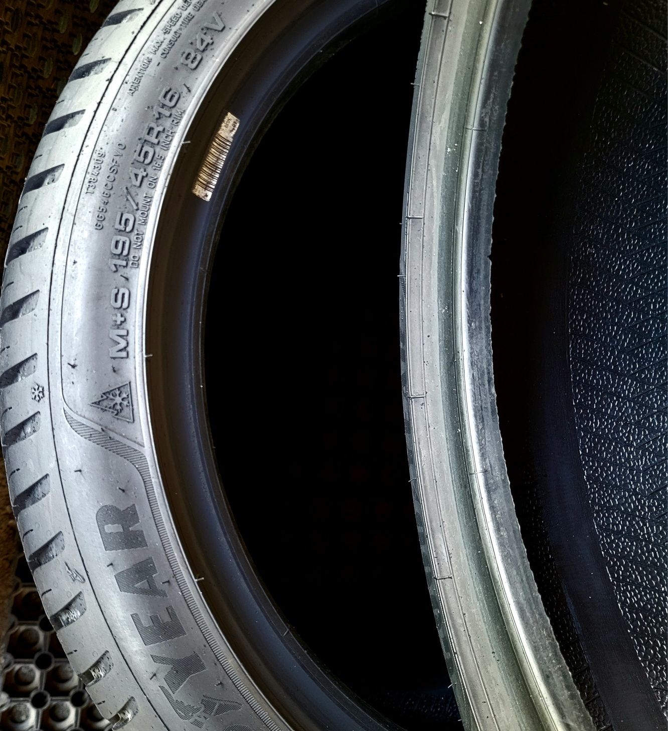 Goodyear vector 3 wielosezonowe 195x45x16