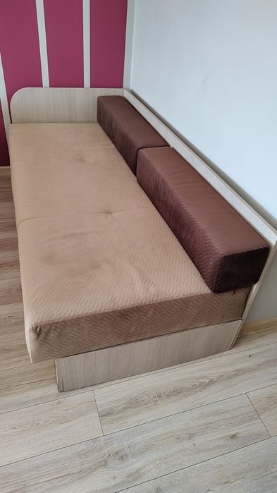 Łóżko 200x90 z oparciem