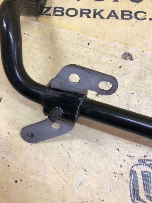 Стабилизатор поперечной устойчивости Mercedes-Benz GLC 300 2018 перед.