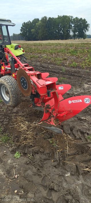 Pług 4 skibowy akpil