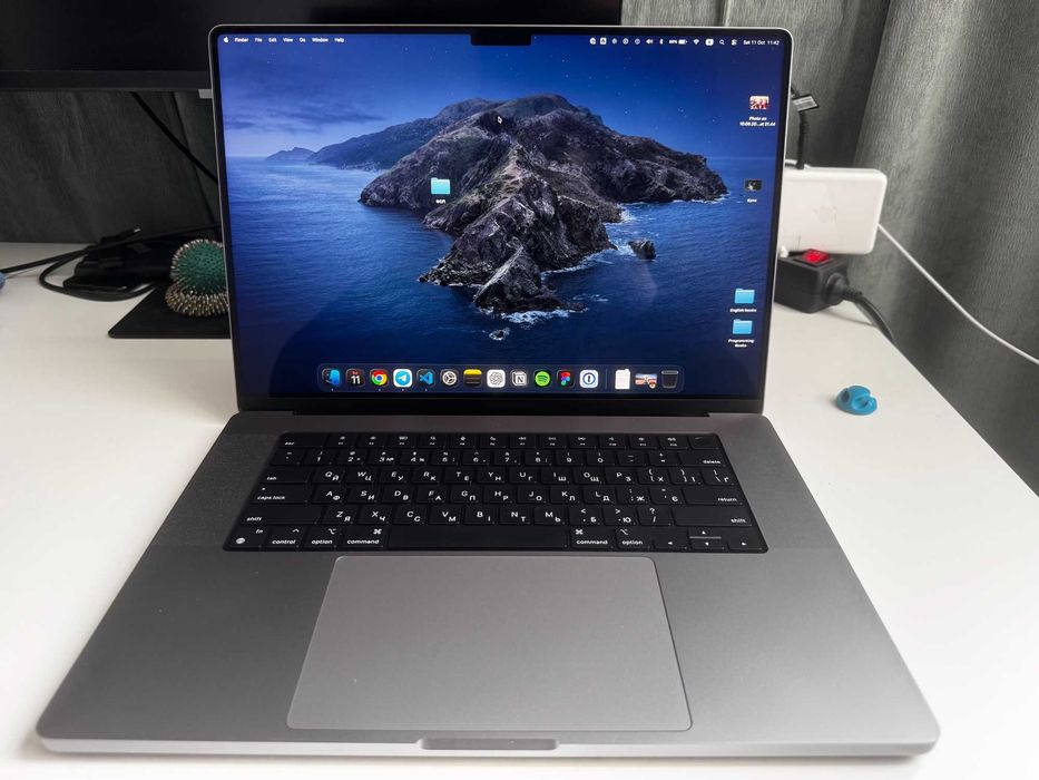 MacBook Pro 16 M1 Max/10 CPU/24 GPU/32GB/512 SSD