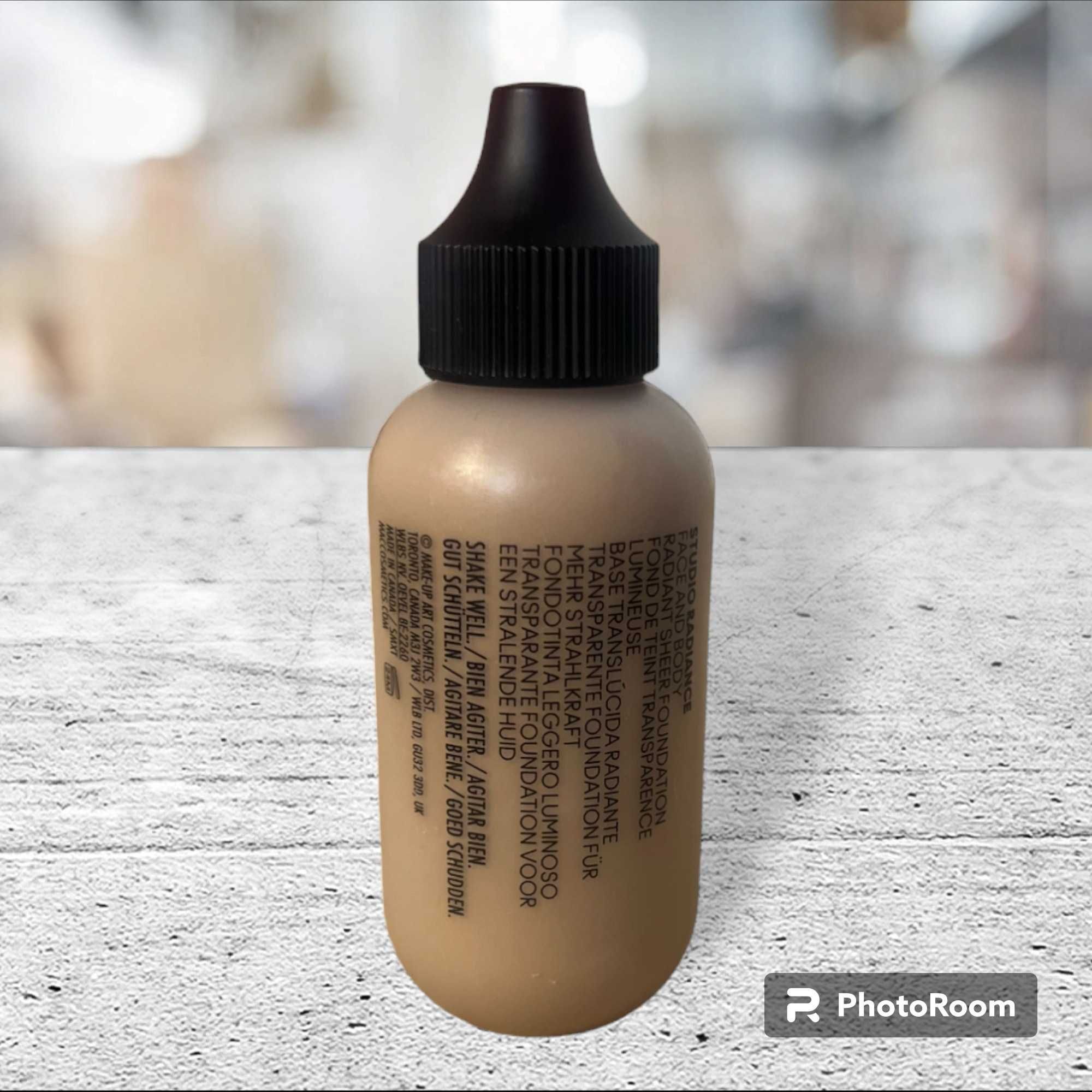 MAC podkład do twarzy i ciała Studio Radiance Sheer Foundation N3 50ml