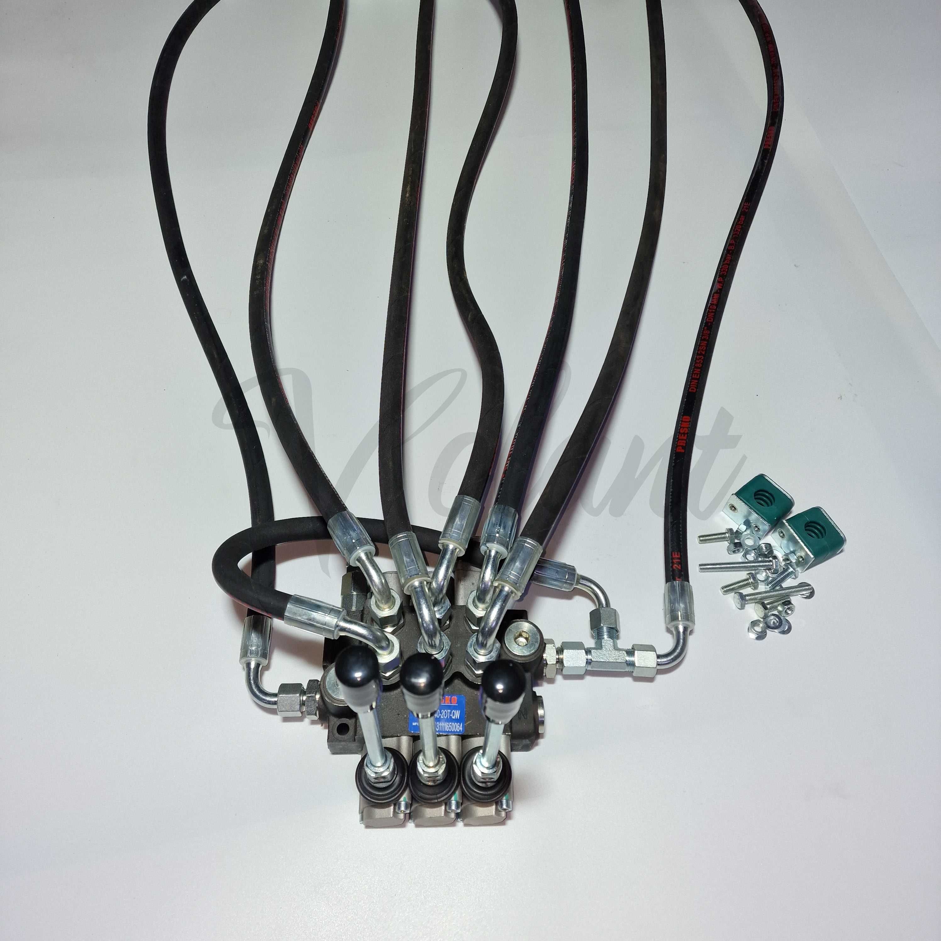 Rozdzielacz 3 Sekcyjny Ursus 3512 MF 255 MF3 Zewnętrzny Hydrauliczny