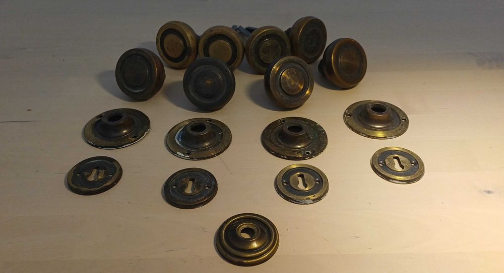 Vendo puxadores de porta antigos