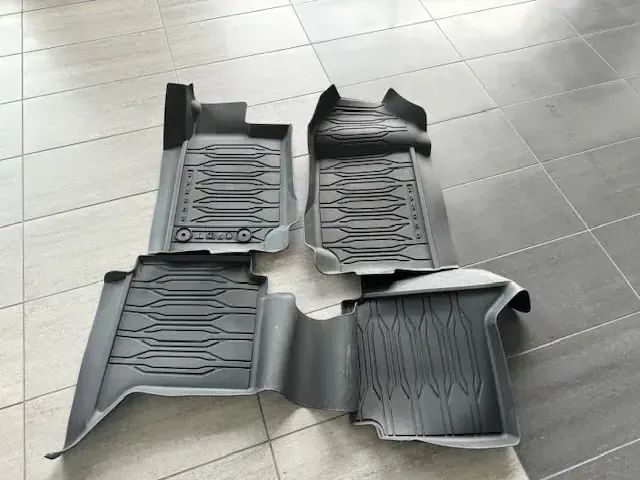 Dywaniki gumowe Ford Ranger 2011-