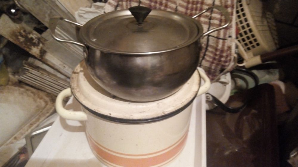 Продам   кастрюли  и  миски
