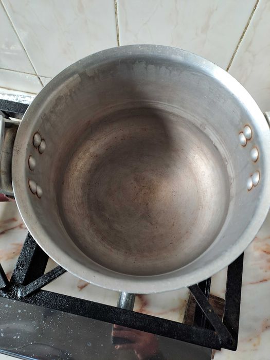 Panela pressão avariada