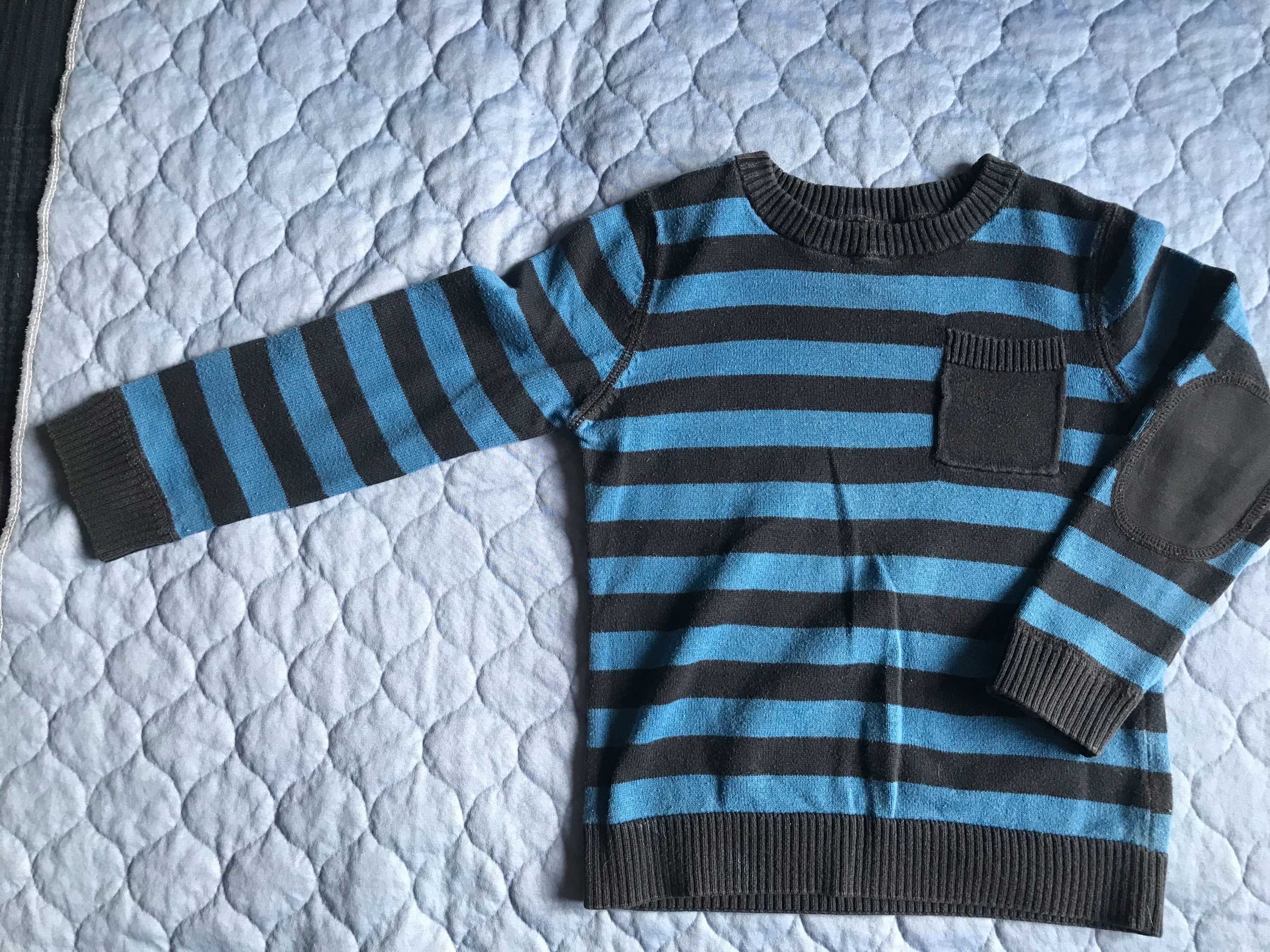 Sweterki, dwie sztuki, bawełniane, cieńsze, rozmiar 98