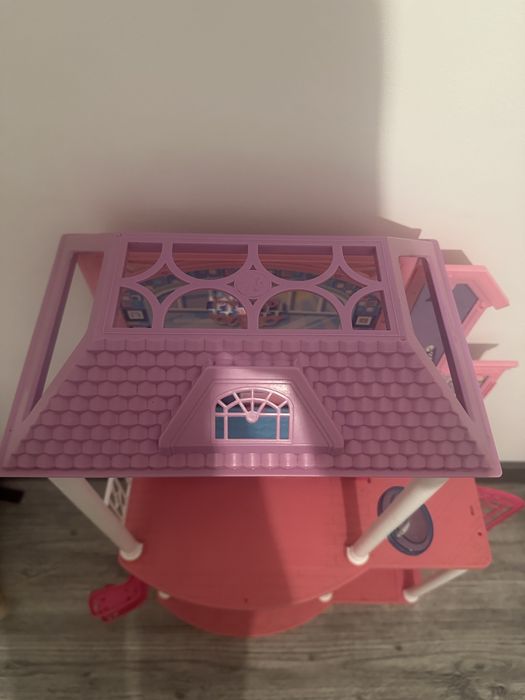 Domek dla lalek + lalki