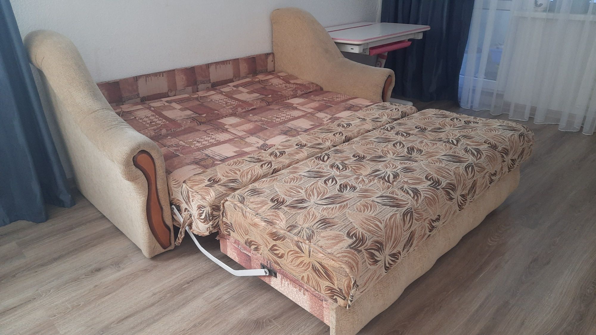 Розкладний диван ліжко