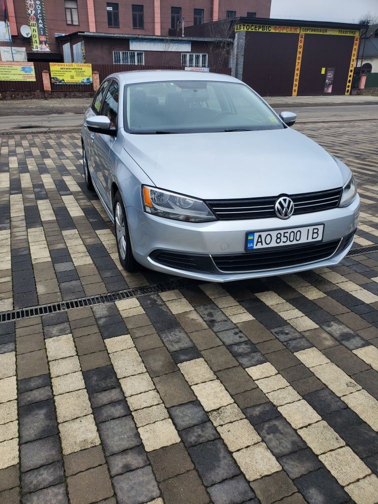 Jetta VI SE 2.5 АКПП