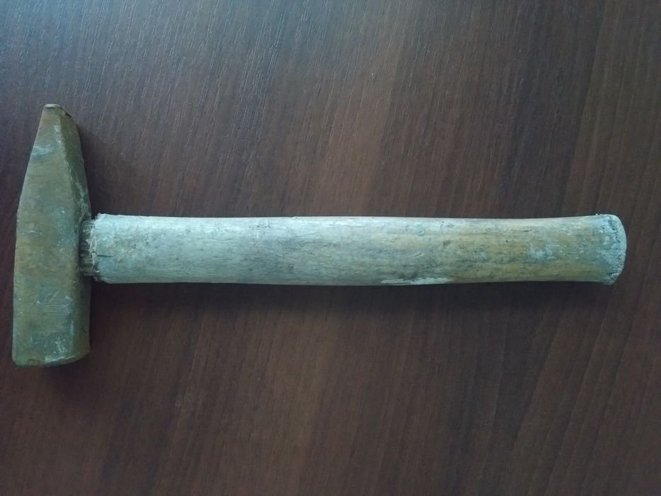 Młotek Ślusarski 0.5 kg Solidny PRL