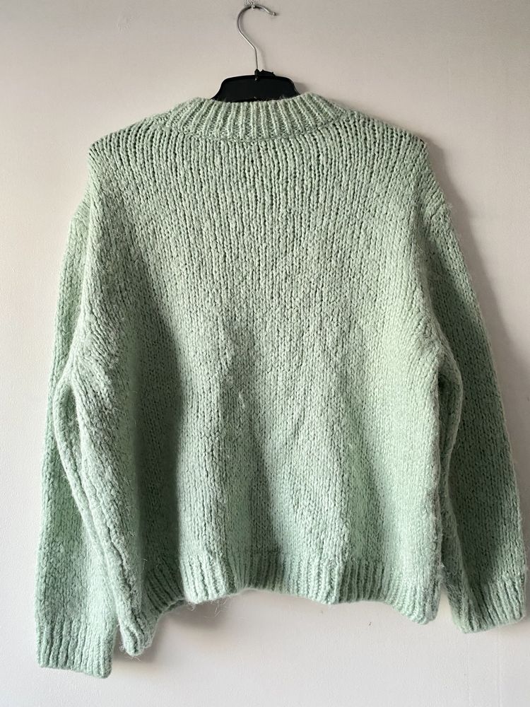 Zara miętowy sweter oversize gruby splot
